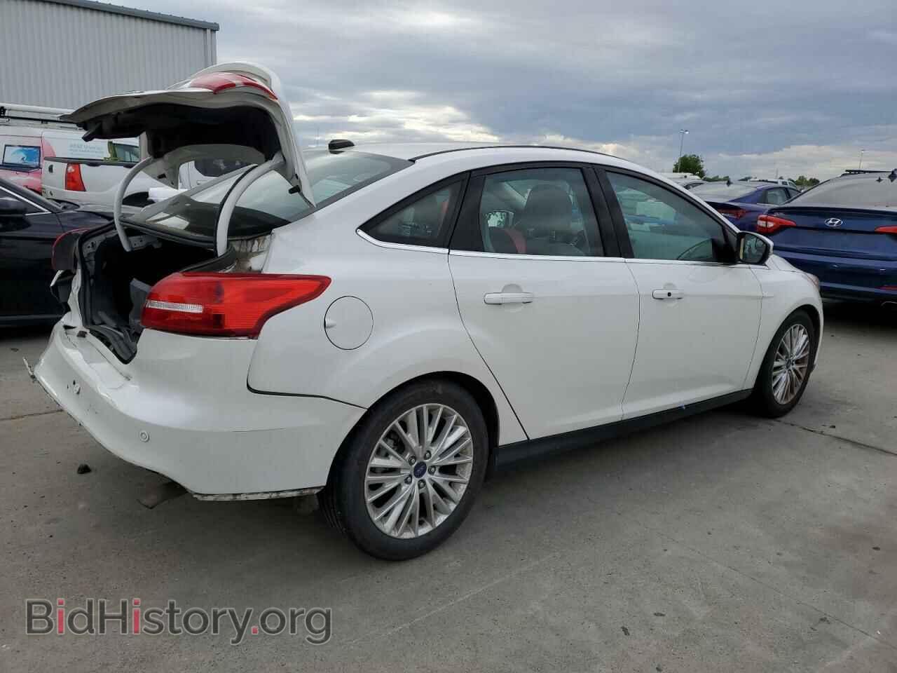 2016 FORD FOCUS - VIN: 1FADP3J29GL363037 - Фото 3
