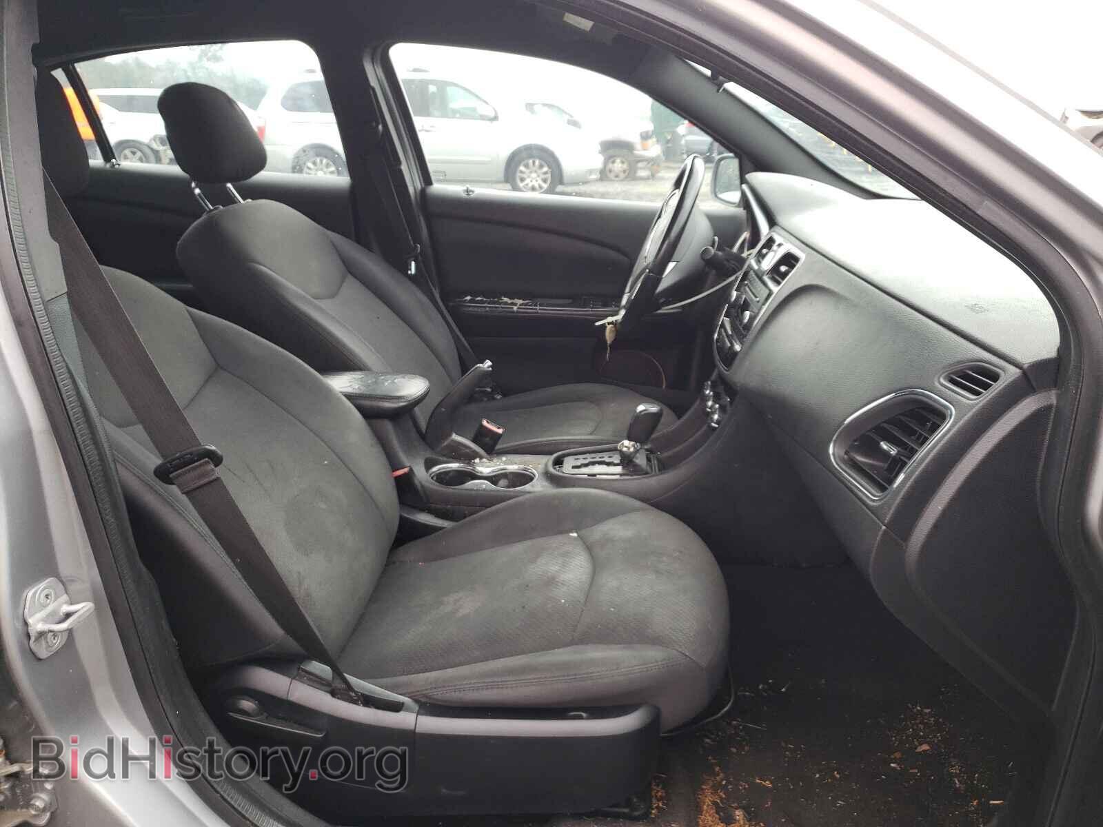 2013 CHRYSLER 200 - VIN: 1C3CCBBB8DN557900 - Фото 5