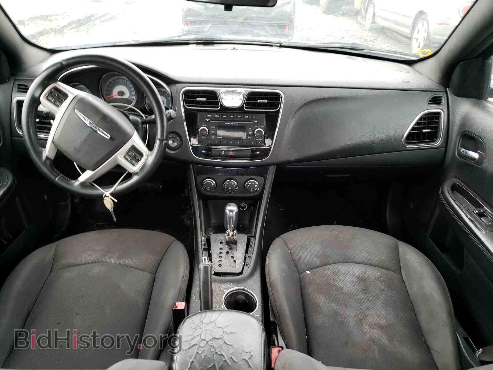 2013 CHRYSLER 200 - VIN: 1C3CCBBB8DN557900 - Фото 9