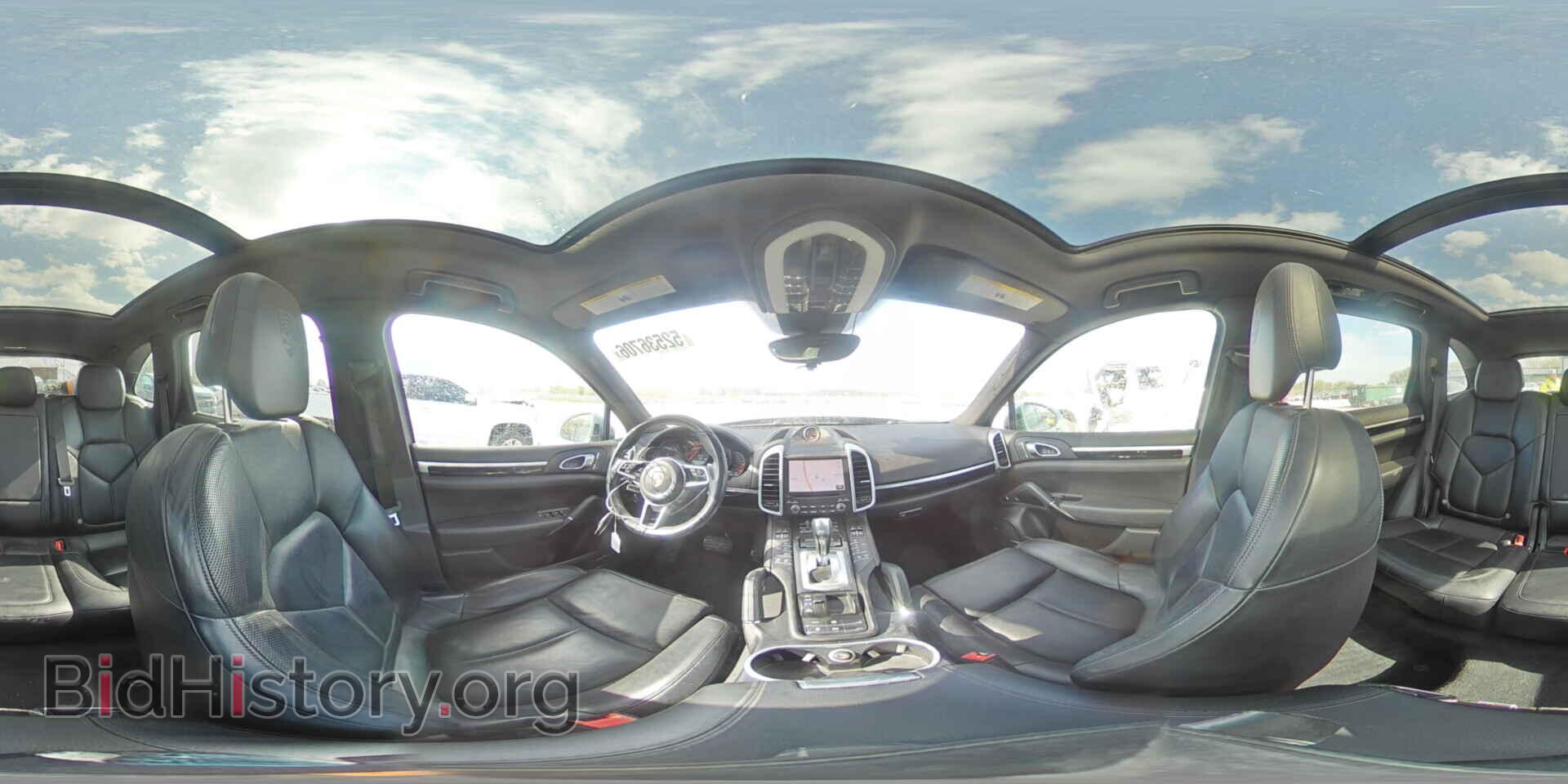2017 PORSCHE CAYENNE - VIN: WP1AA2A23HKA86481 - Photo 15