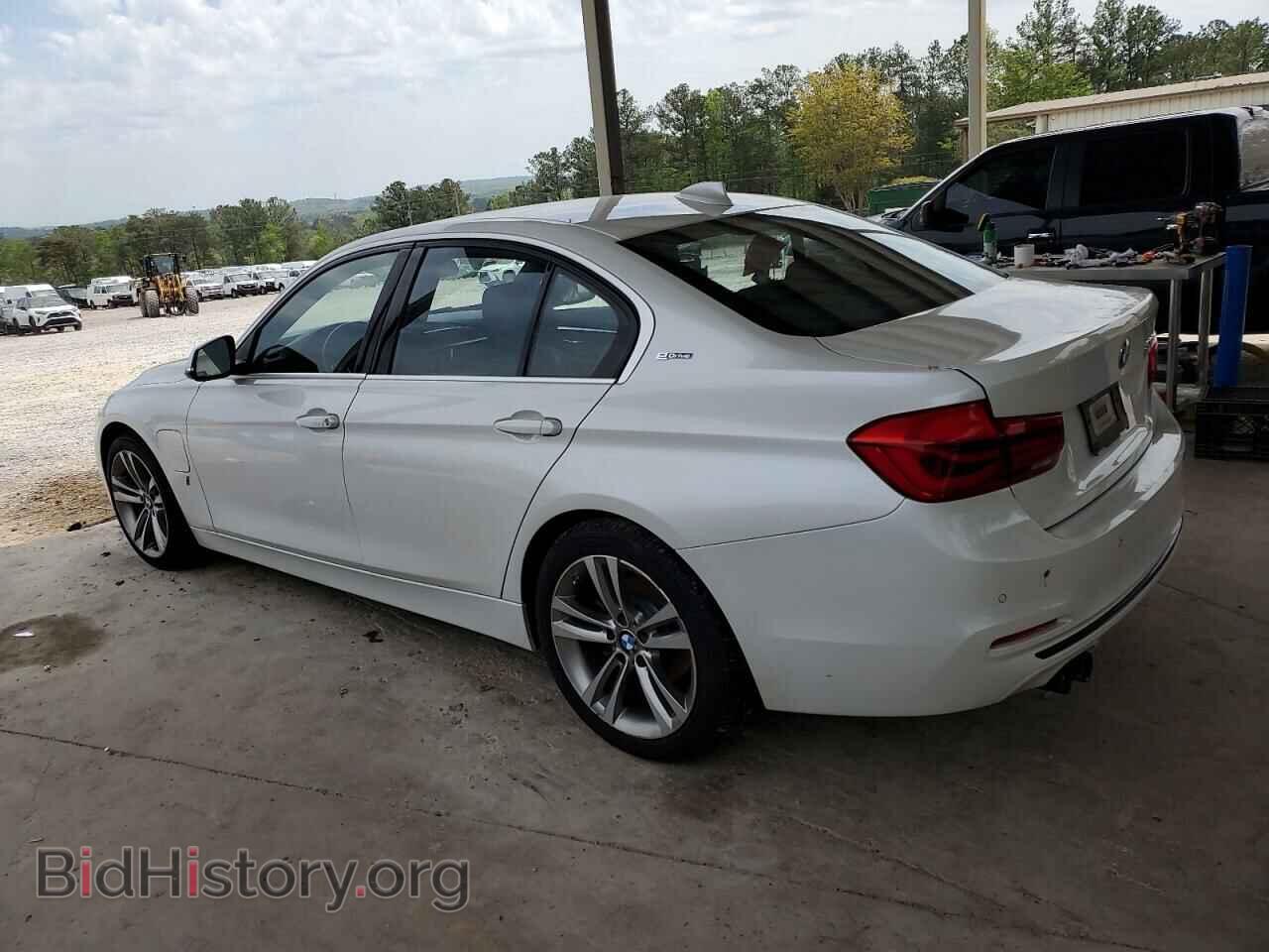 2017 BMW 3 SERIES - VIN: WBA8E1C54HK895250 - Фото 2