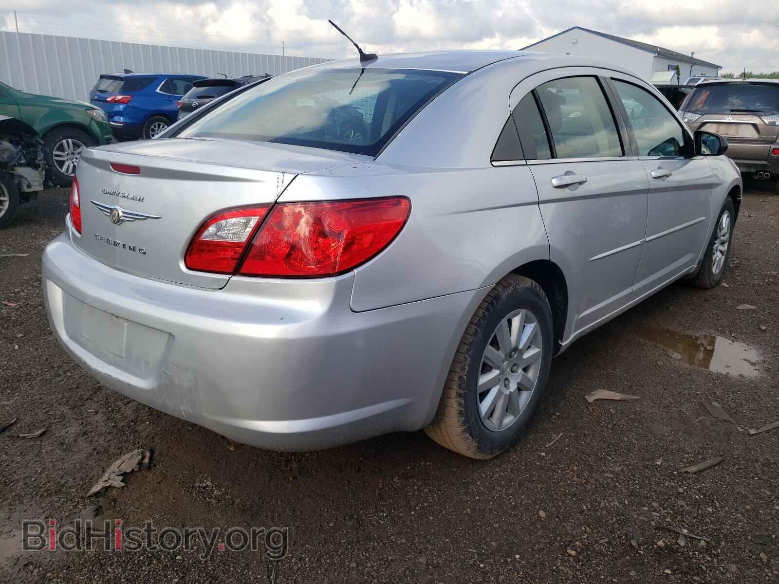 2010 CHRYSLER SEBRING - VIN: 1C3CC4FB6AN153947 - Фото 4