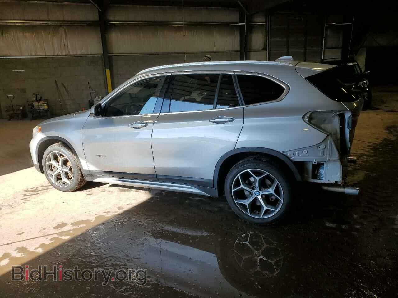 2017 BMW X1 - VIN: WBXHT3C36H5F69280 - Фото 2