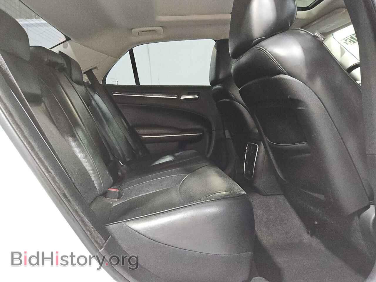 2019 CHRYSLER 300 - VIN: 2C3CCAKG7KH531087 - Фото 10
