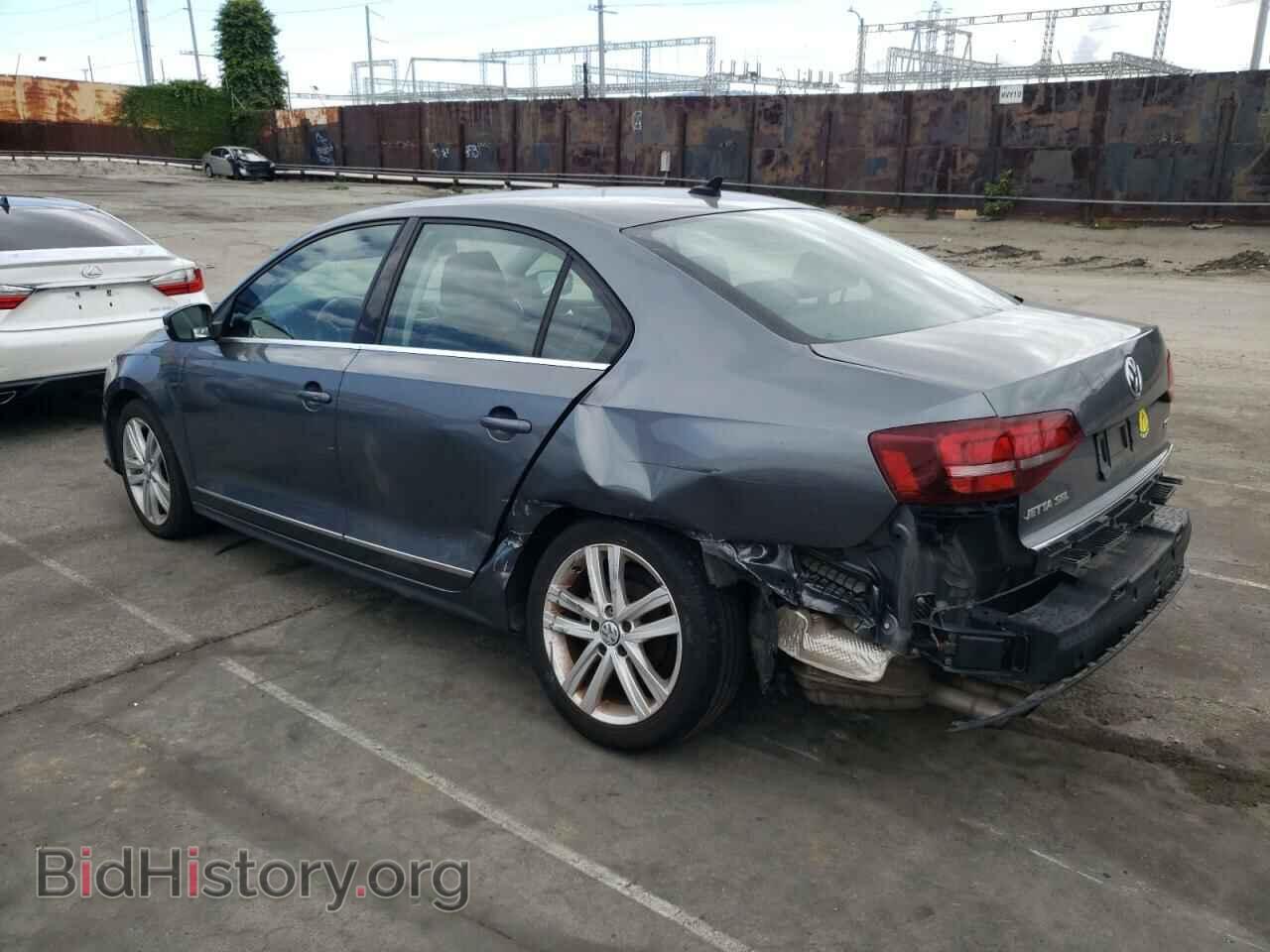 2017 VOLKSWAGEN JETTA - VIN: 3VWL17AJXHM407663 - Фото 2