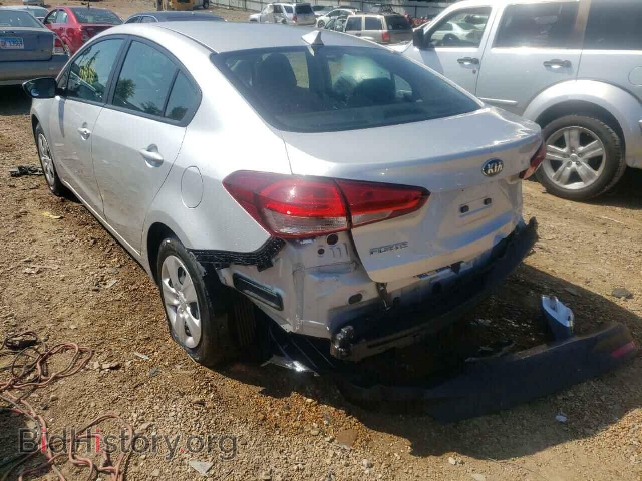 2017 KIA FORTE - VIN: 3KPFL4A76HE070254 - Фото 3