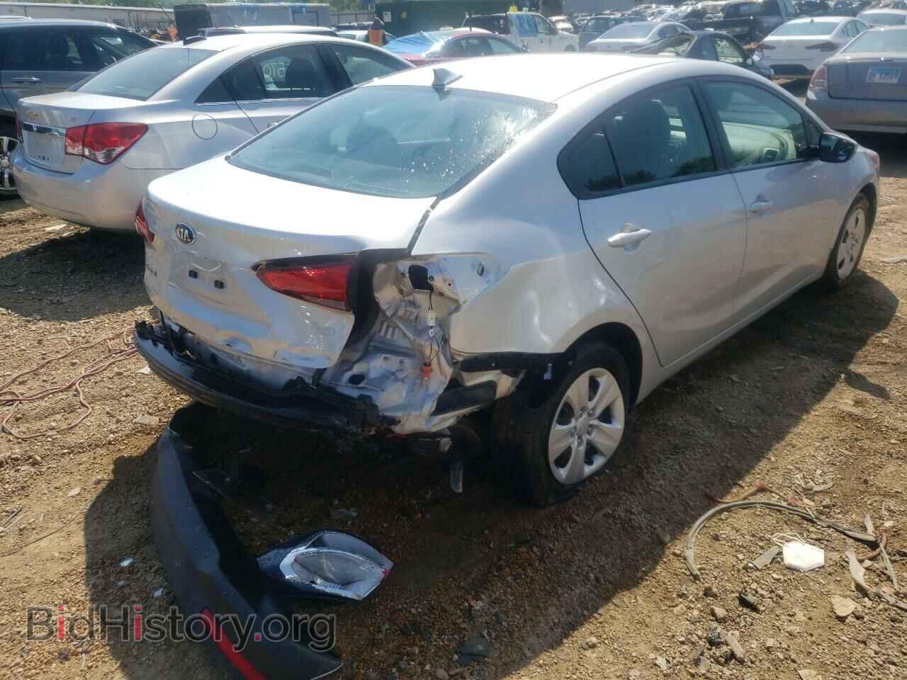 2017 KIA FORTE - VIN: 3KPFL4A76HE070254 - Фото 4