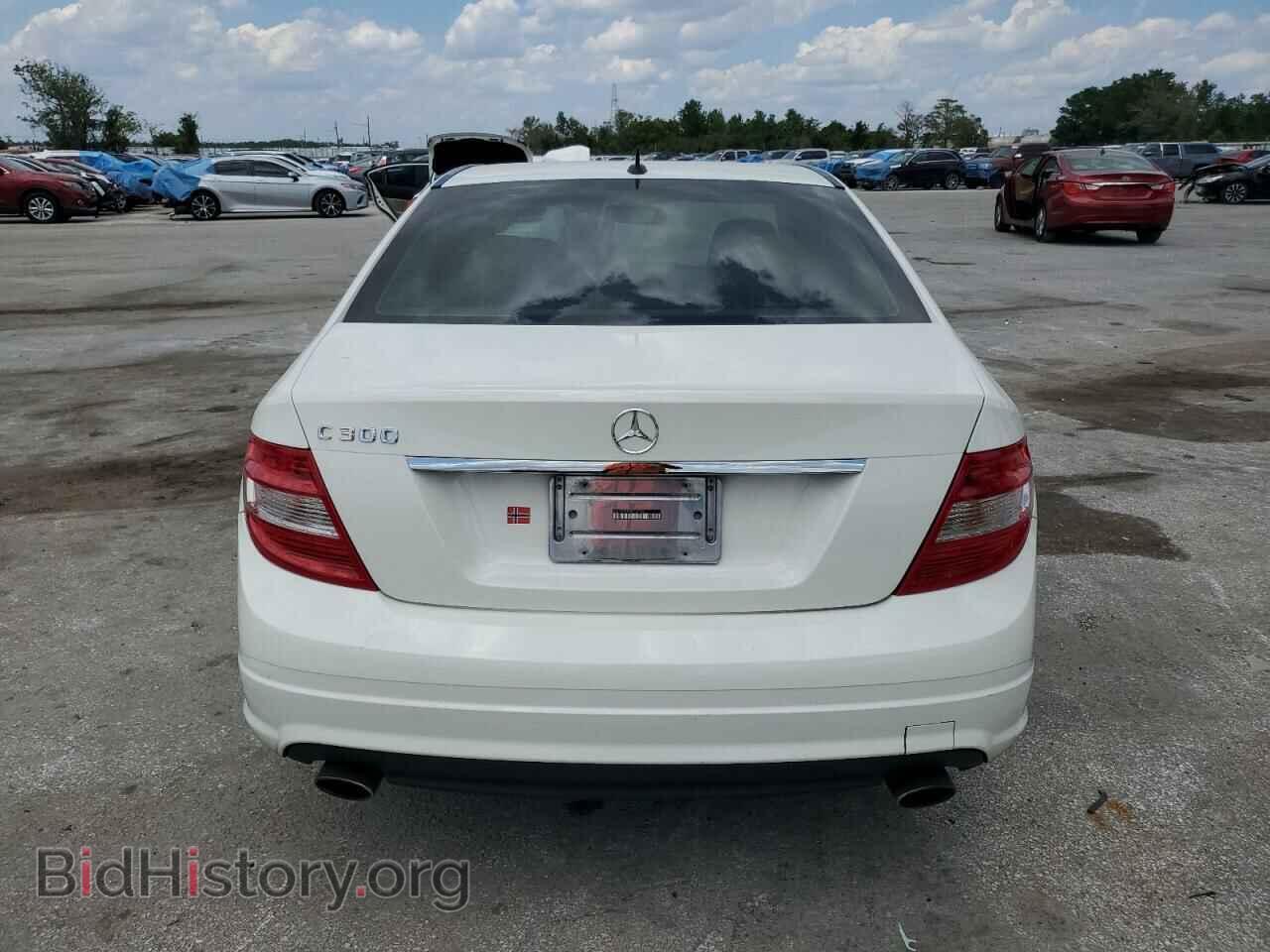 2011 MERCEDES-BENZ C-CLASS - VIN: WDDGF5EB2BR167534 - Фото 6
