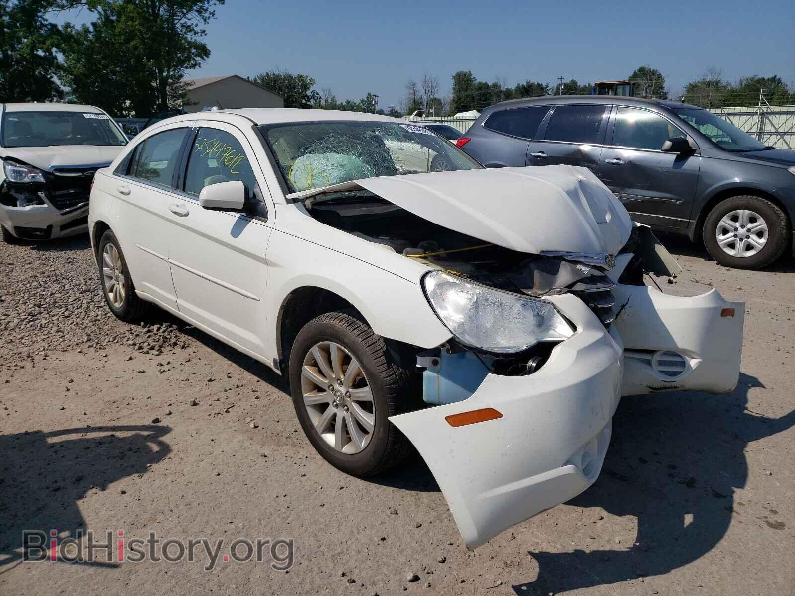 Photo 1C3CC5FBXAN188190 - CHRYSLER SEBRING 2010