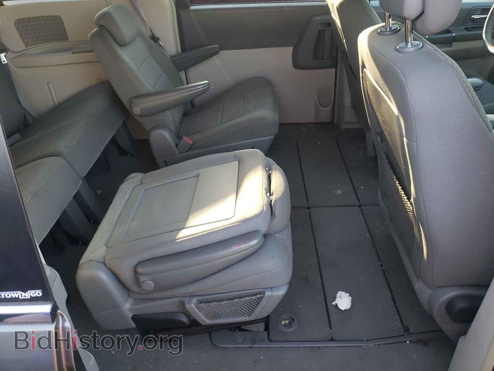 2010 CHRYSLER MINIVAN - VIN: 2A4RR2D17AR344812 - Фото 6