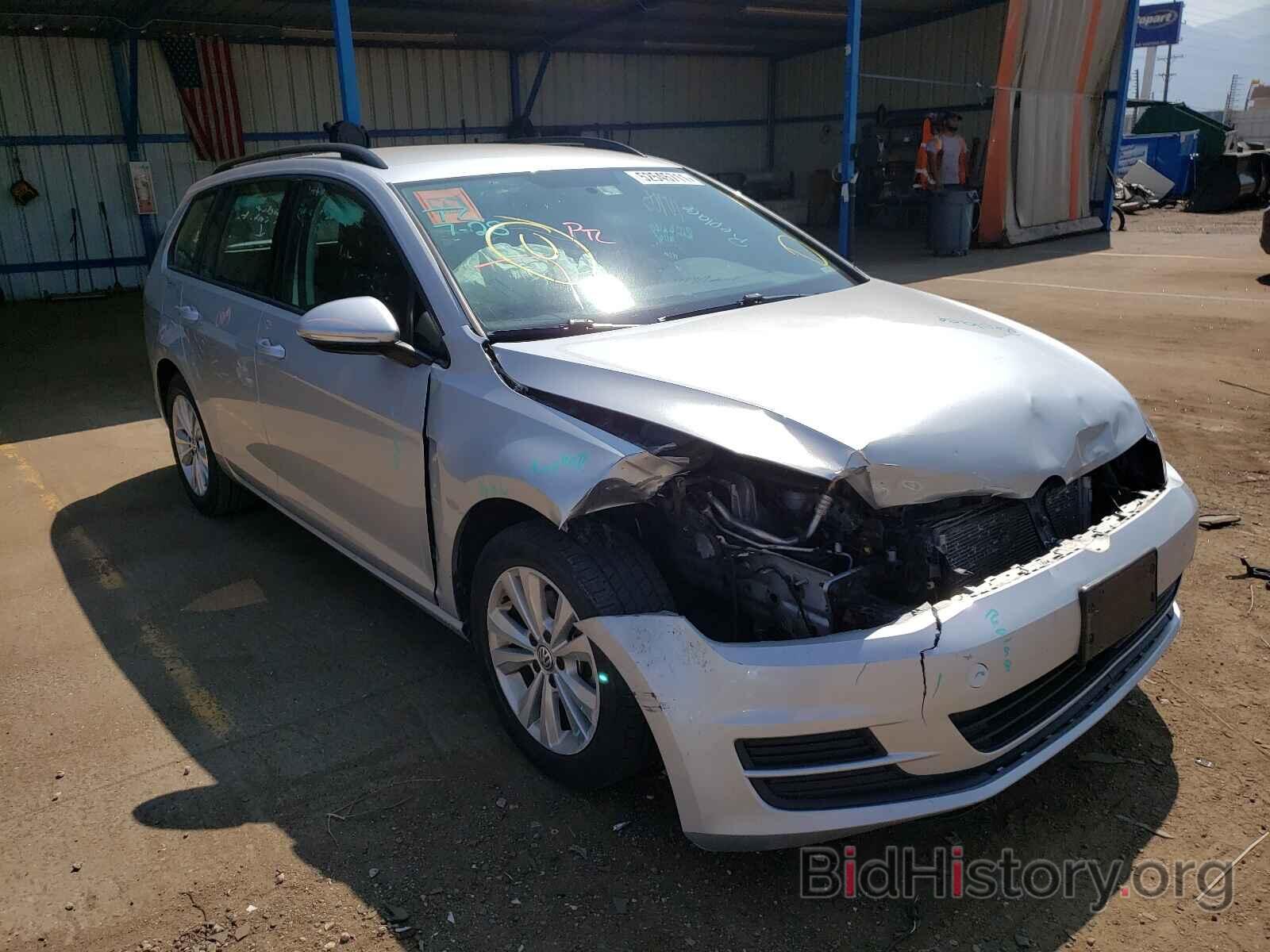 Photo 3VW017AU2HM502764 - VOLKSWAGEN GOLF 2017