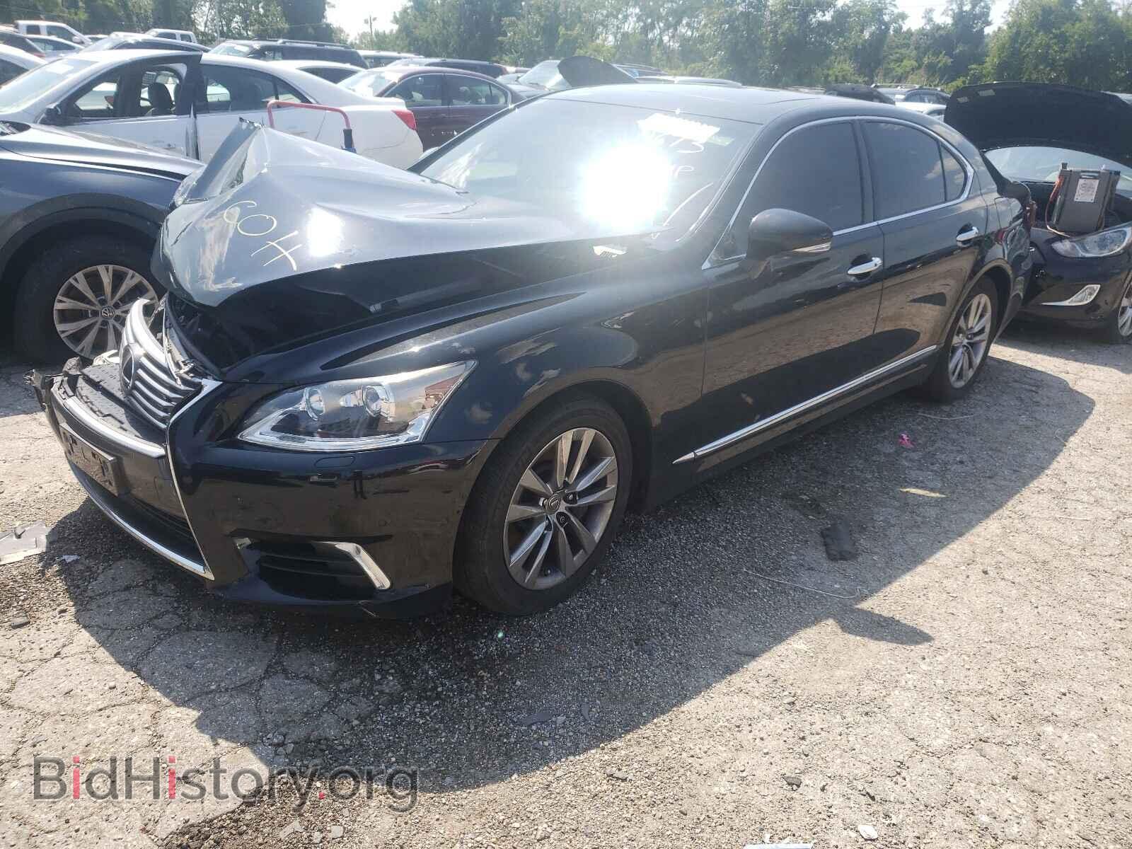 2014 LEXUS LS460 - VIN: JTHCL5EF1E5021673 - Photo 2