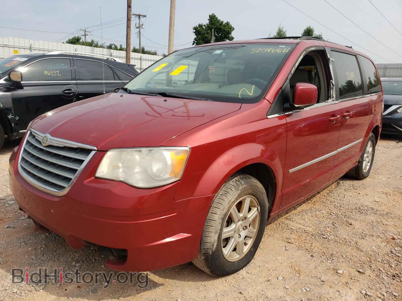2010 CHRYSLER MINIVAN - VIN: 2A4RR5D1XAR133900 - Фото 2
