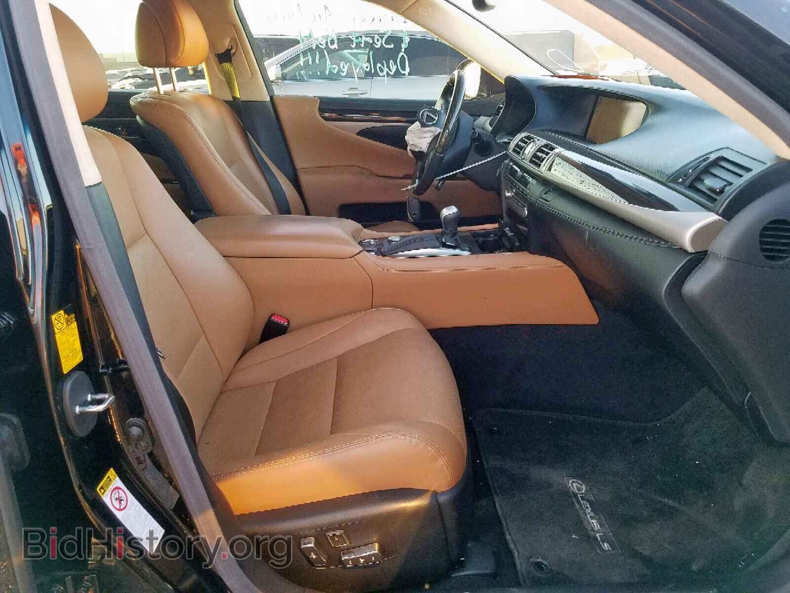 2013 LEXUS LS460 - VIN: JTHBL5EF9D5124818 - Photo 5