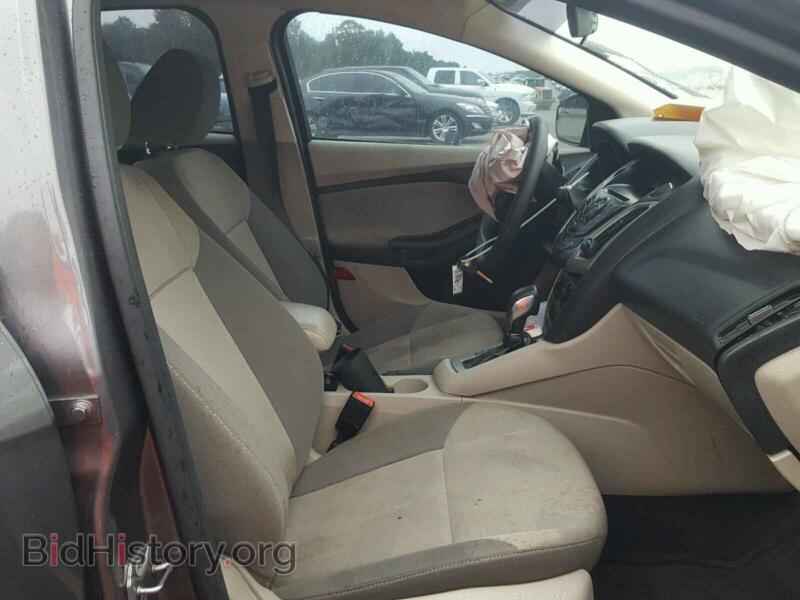 2013 Ford FOCUS (VIN 1FADP3F29DL174909) — фото 5 из 10