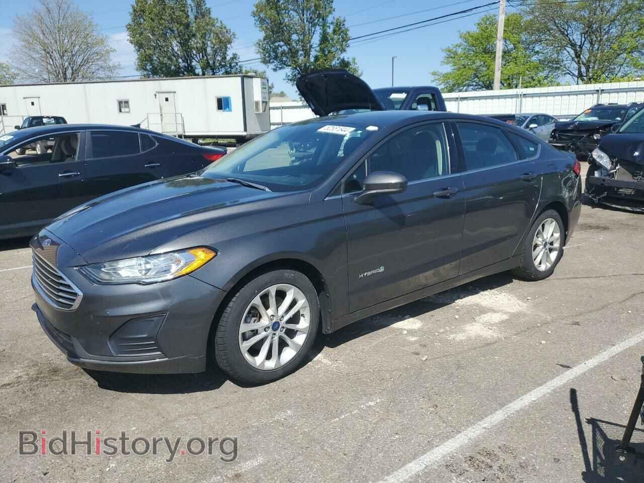 Photo 3FA6P0LU2KR220477 - FORD FUSION 2019