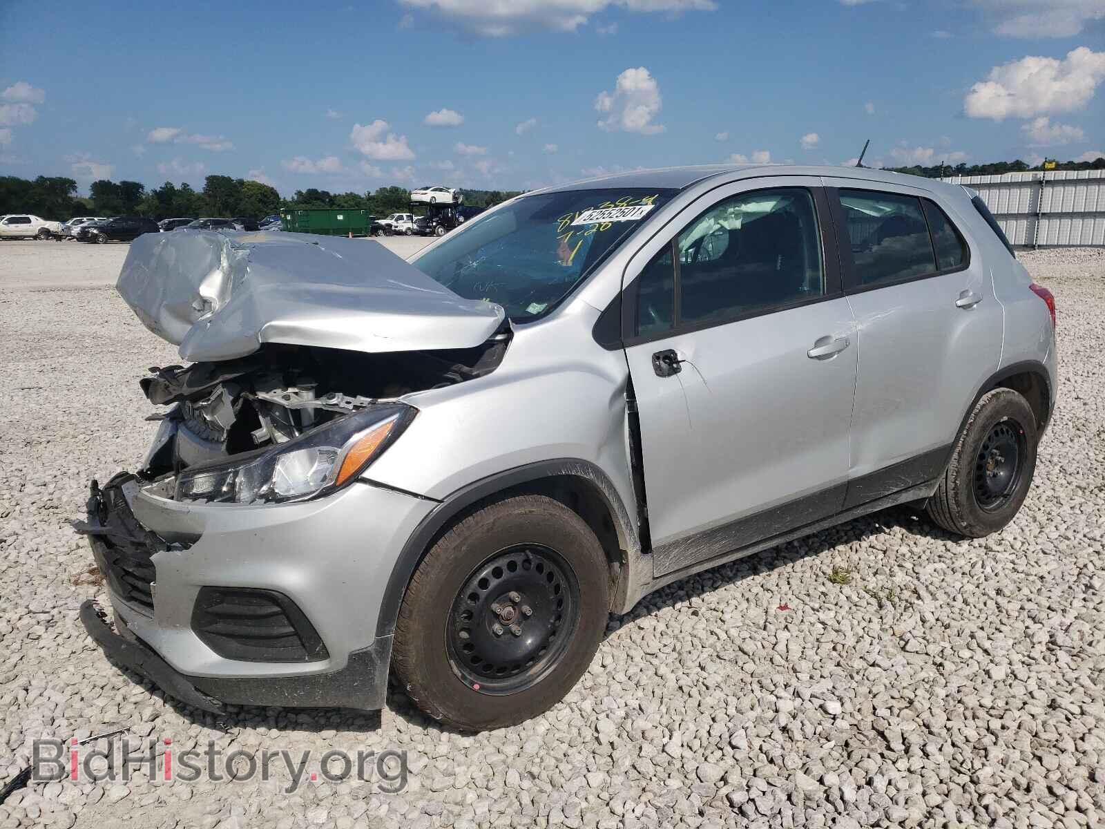 2017 CHEVROLET TRAX - VIN: 3GNCJKSB3HL213342 - Фото 2