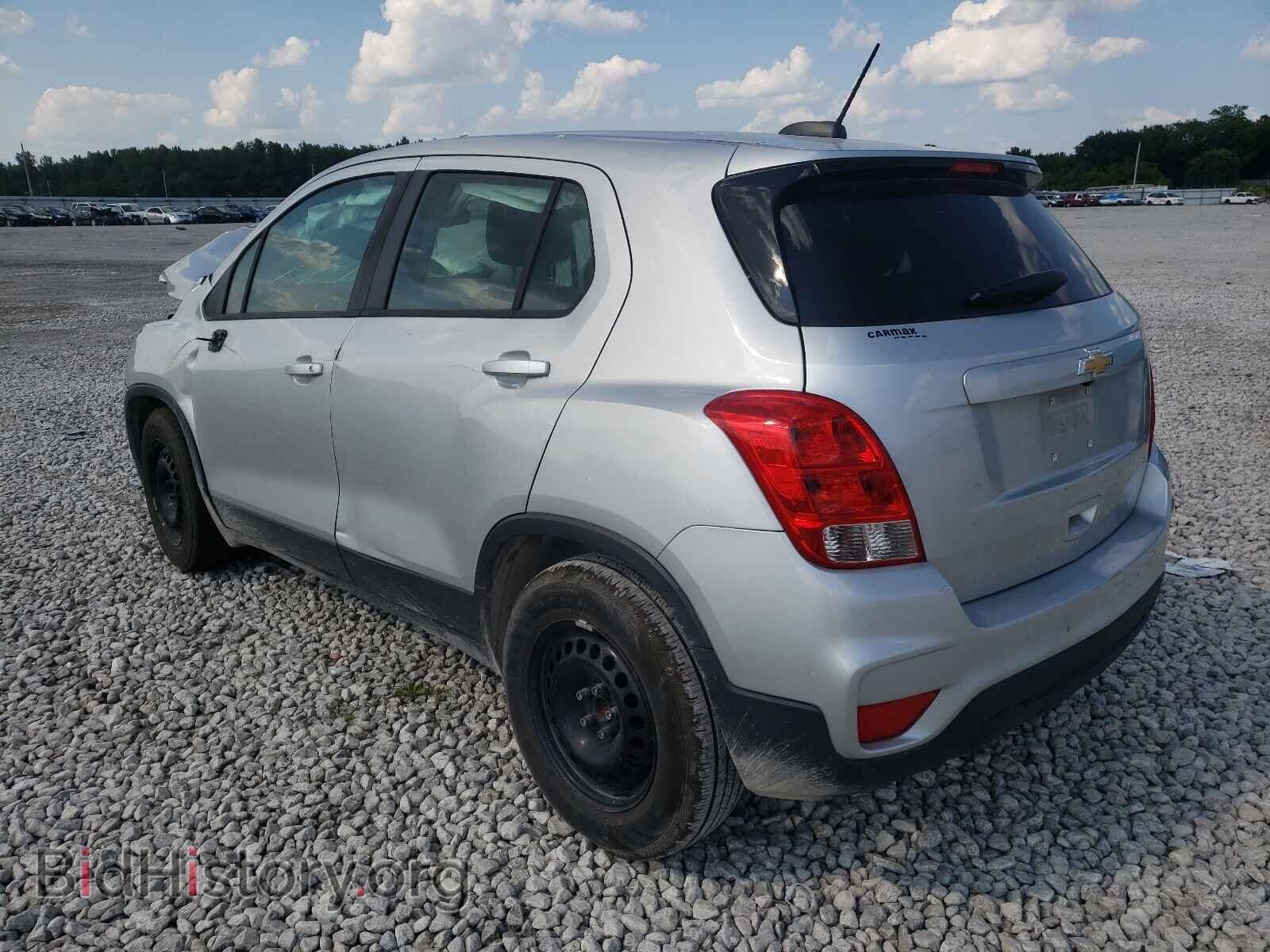 2017 CHEVROLET TRAX - VIN: 3GNCJKSB3HL213342 - Фото 3