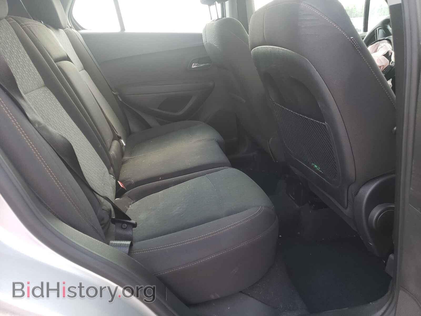2017 CHEVROLET TRAX - VIN: 3GNCJKSB3HL213342 - Фото 6