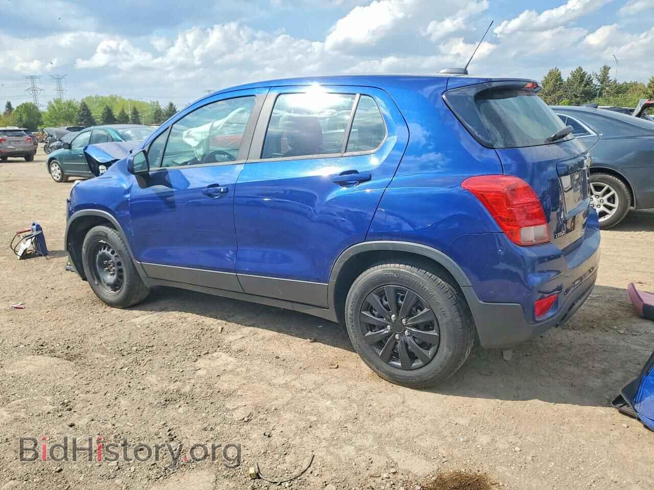 2017 CHEVROLET TRAX - VIN: 3GNCJKSB9HL192884 - Фото 2