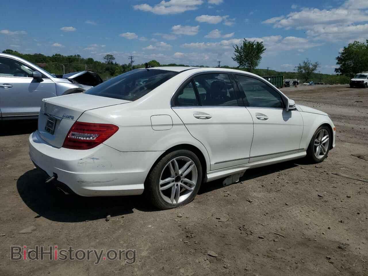 2012 MERCEDES-BENZ C-CLASS - VIN: WDDGF8BB3CF916964 - Фото 3