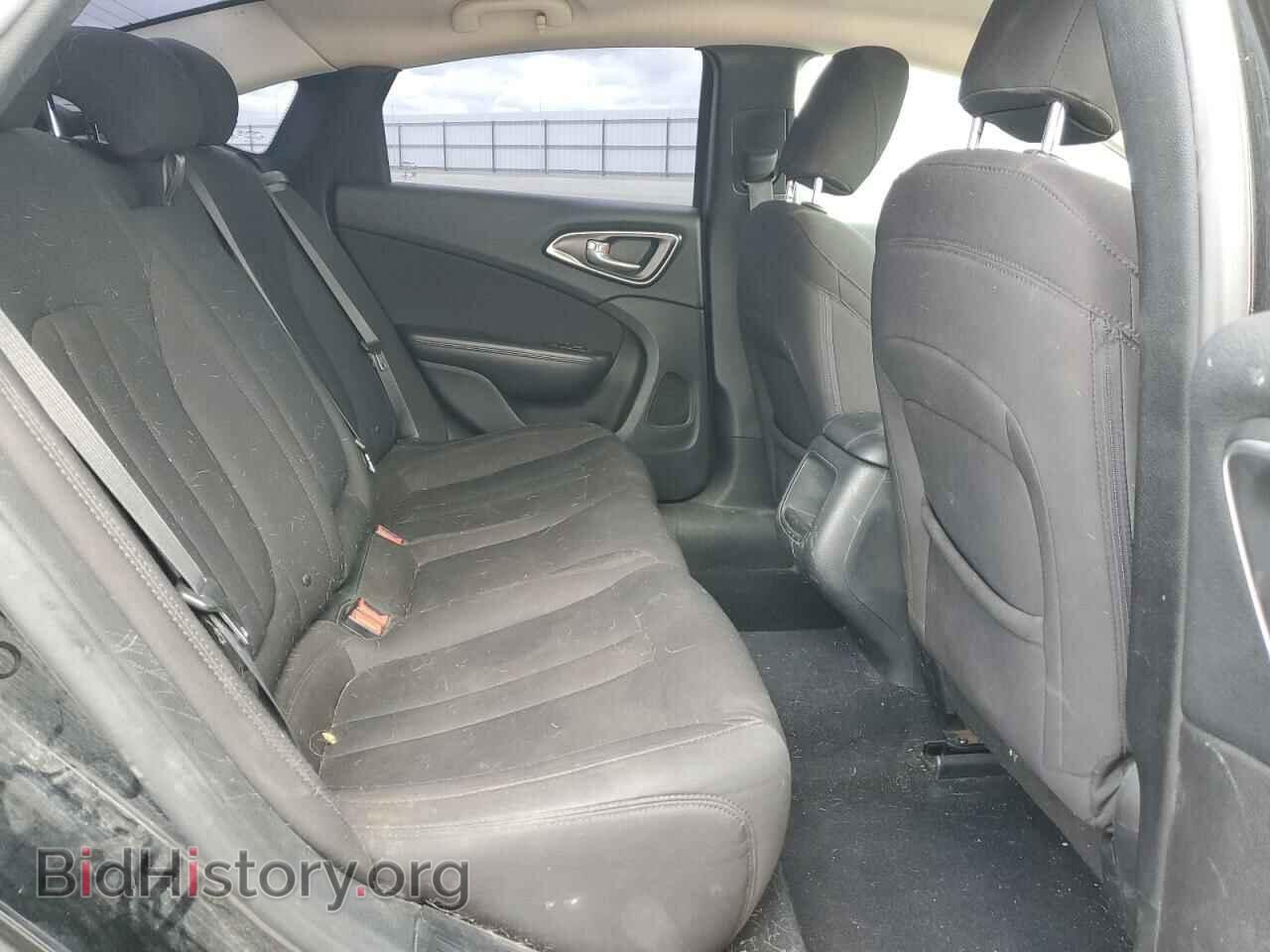 2015 CHRYSLER 200 - VIN: 1C3CCCAB1FN666516 - Фото 10
