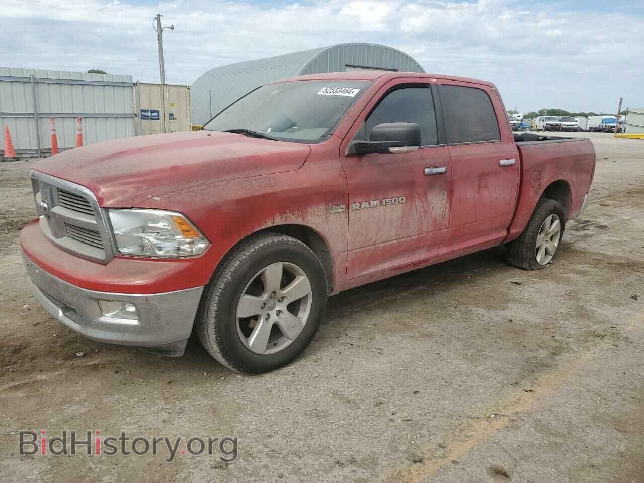 Photo 1D7RB1CT0BS514683 - DODGE All Models 2011