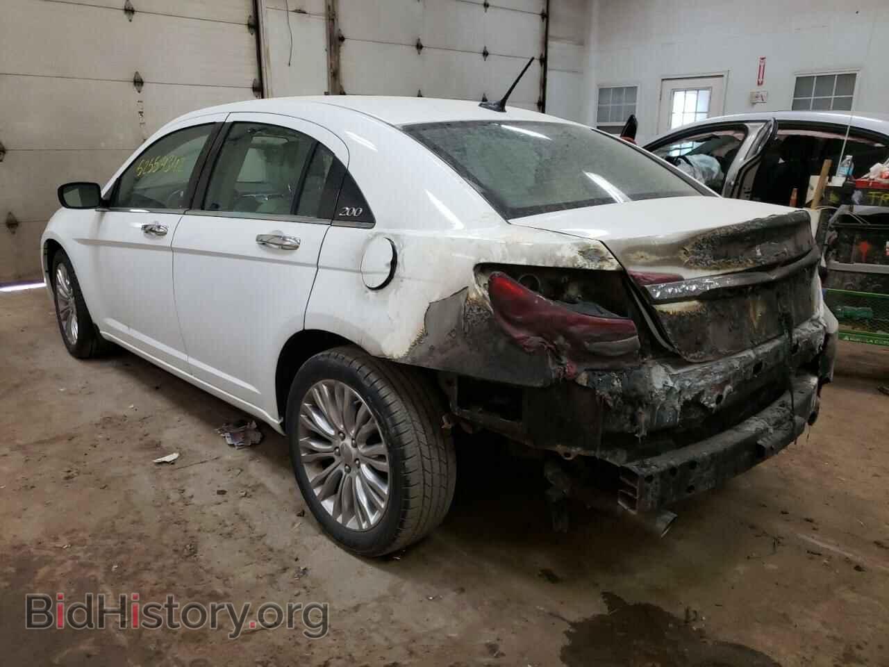 2012 CHRYSLER 200 - VIN: 1C3CCBCGXCN267991 - Фото 3
