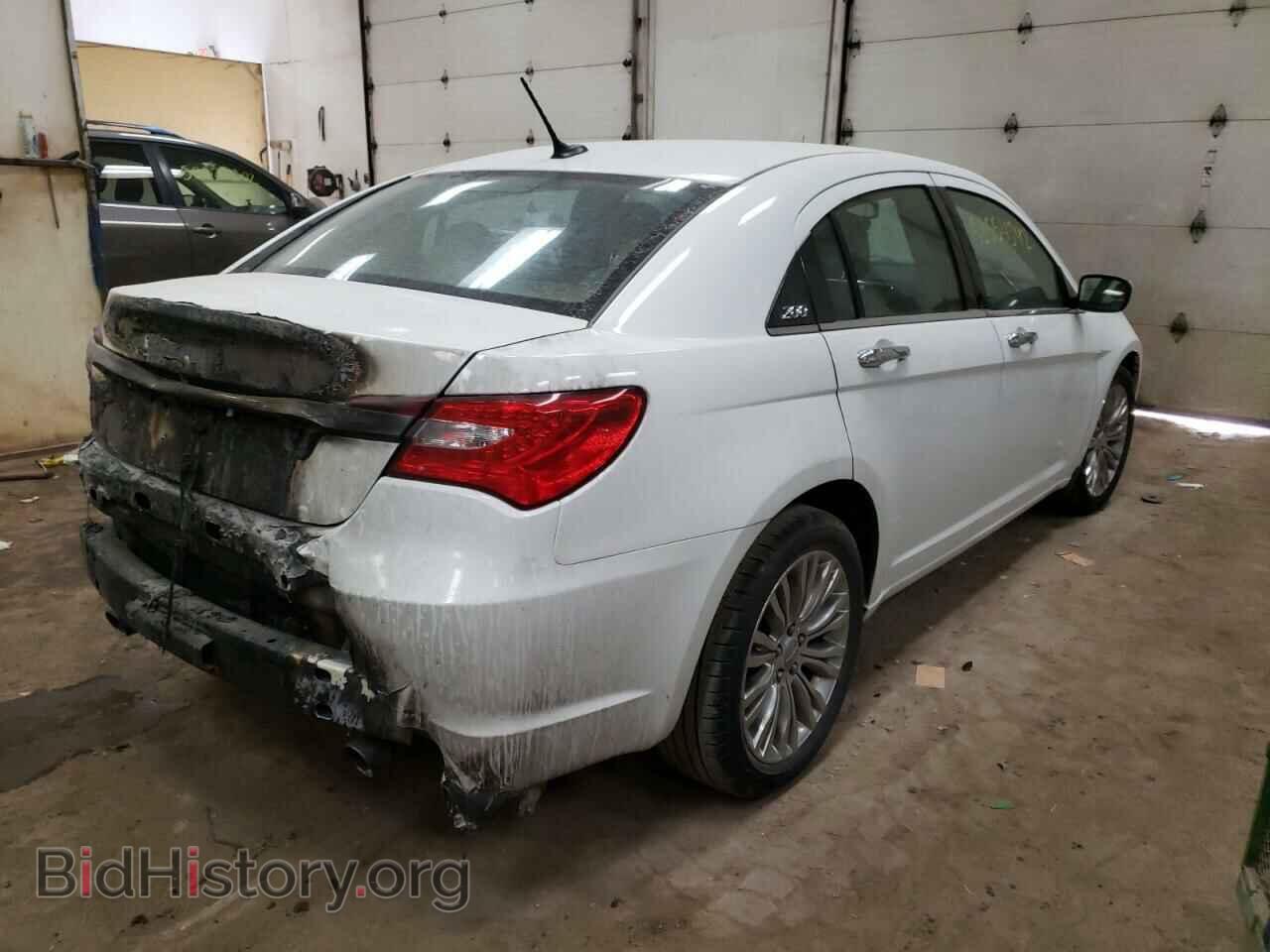 2012 CHRYSLER 200 - VIN: 1C3CCBCGXCN267991 - Фото 4