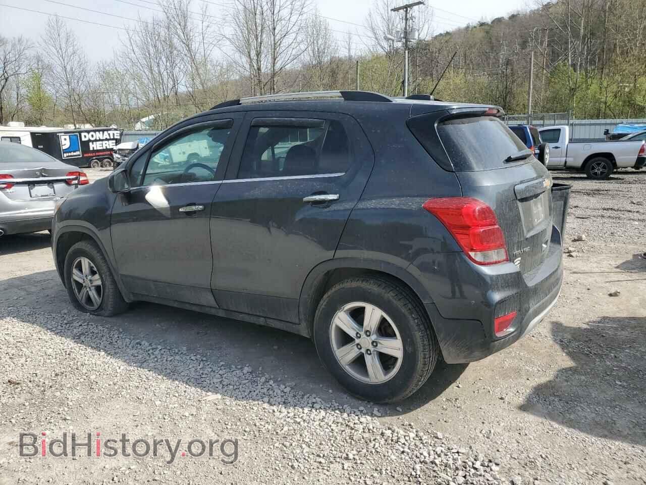 2017 CHEVROLET TRAX - VIN: 3GNCJPSB7HL229637 - Фото 2