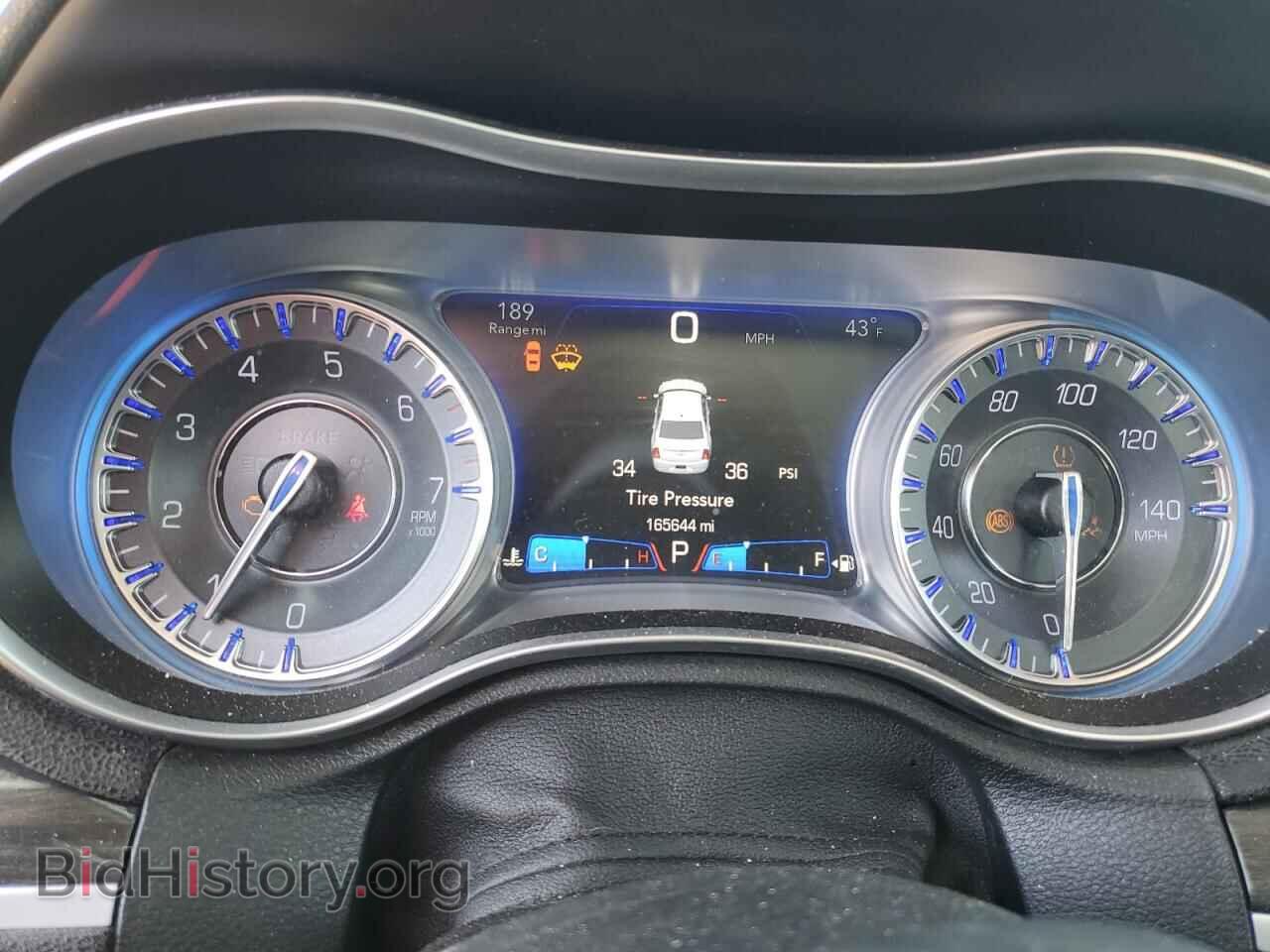 2018 CHRYSLER 300 - VIN: 2C3CCARG6JH296718 - Фото 9