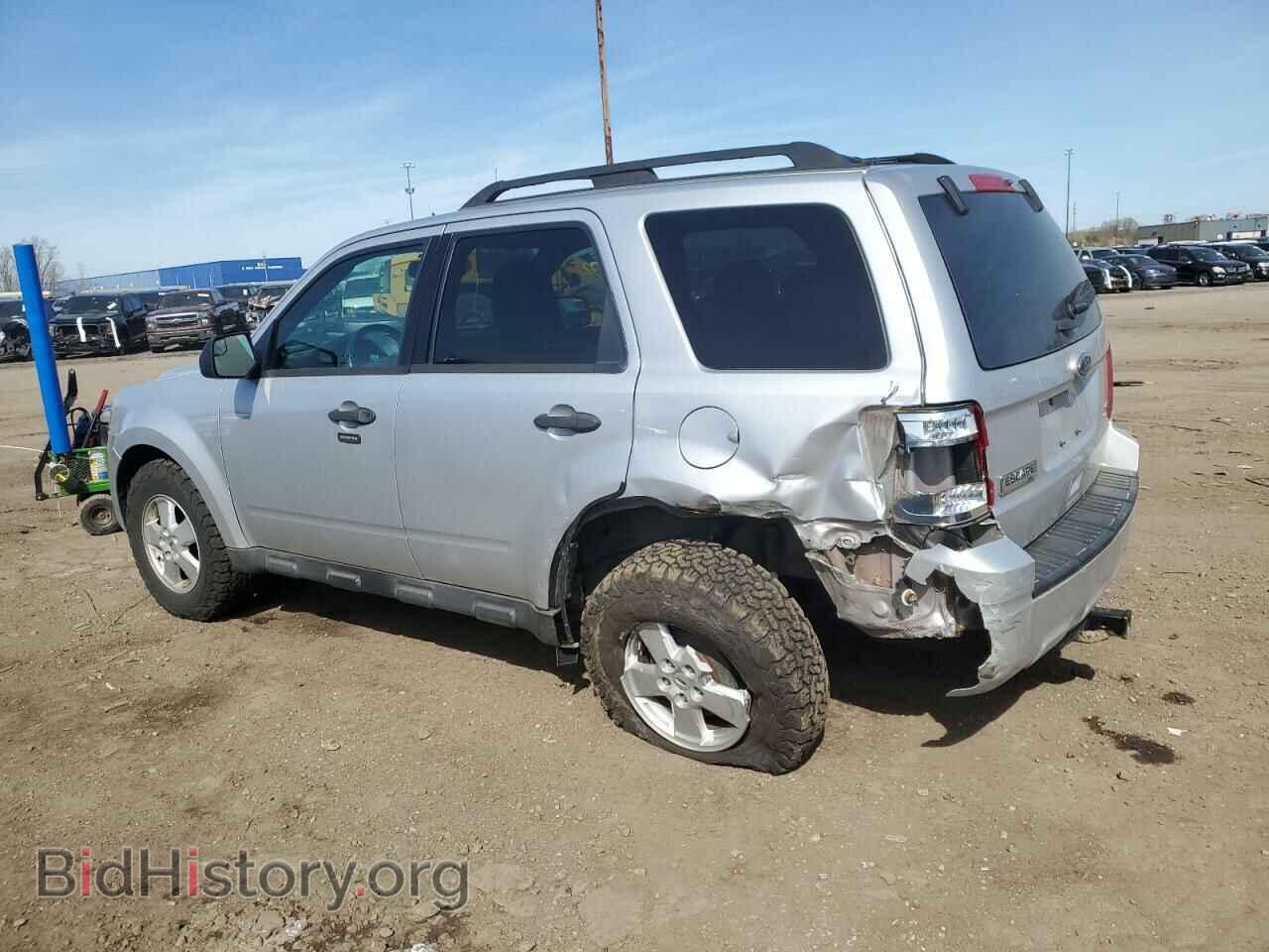 2011 FORD ESCAPE - VIN: 1FMCU9DG9BKC50370 - Фото 2