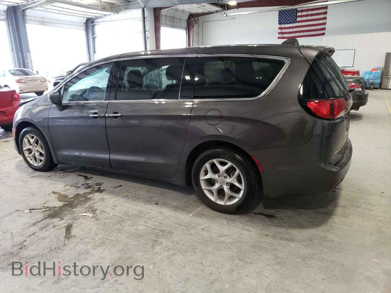 2019 CHRYSLER PACIFICA - VIN: 2C4RC1FG0KR706256 - Фото 2