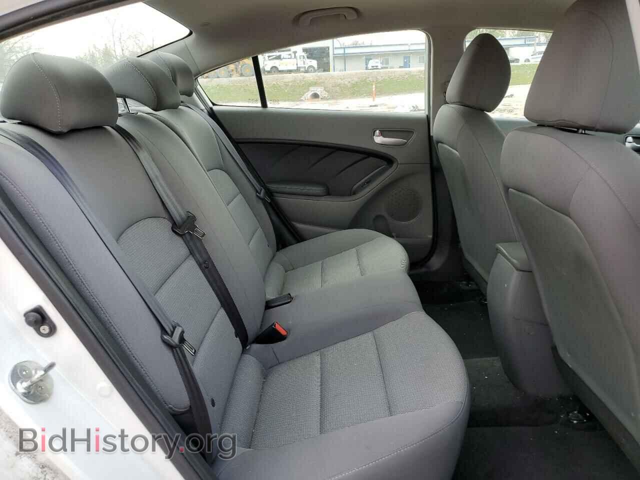 2018 KIA FORTE - VIN: 3KPFK4A76JE242548 - Фото 11