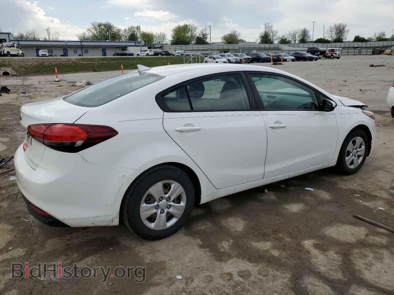 2018 KIA FORTE - VIN: 3KPFK4A76JE242548 - Фото 3