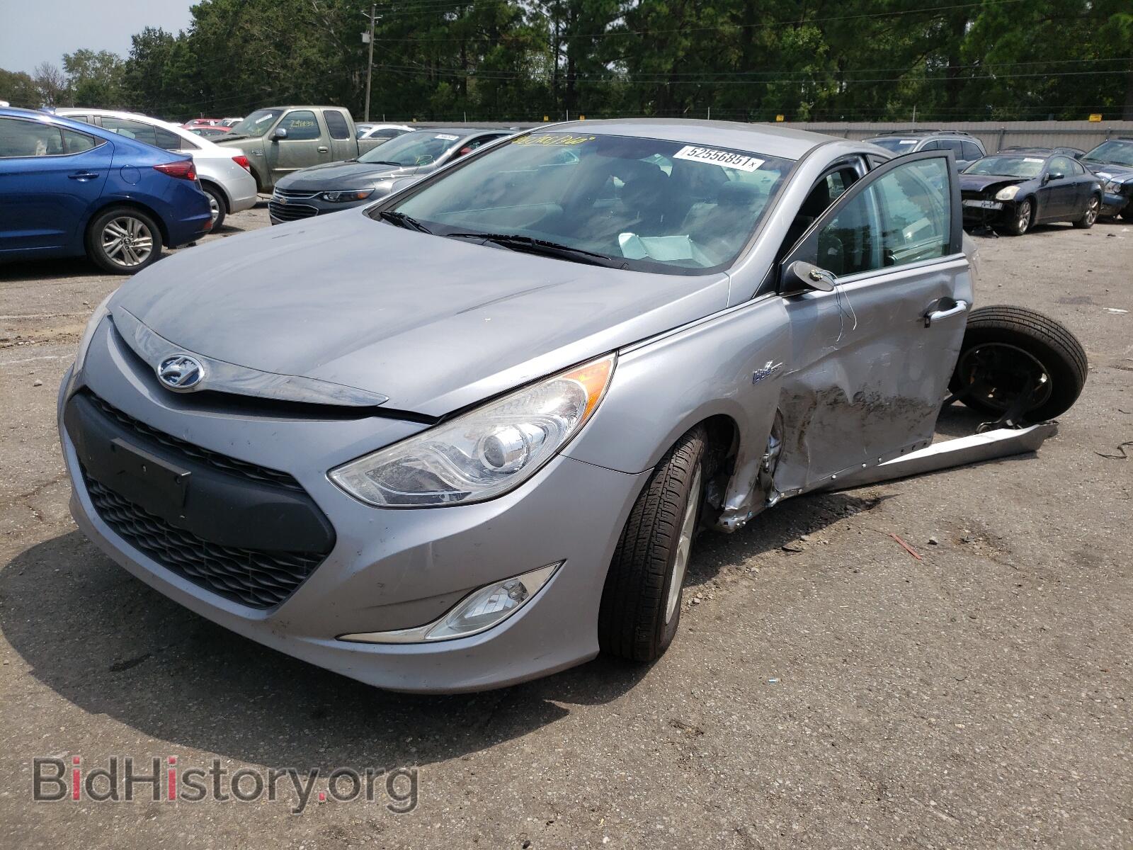 2014 HYUNDAI SONATA - VIN: KMHEC4A43EA117557 - Фото 2