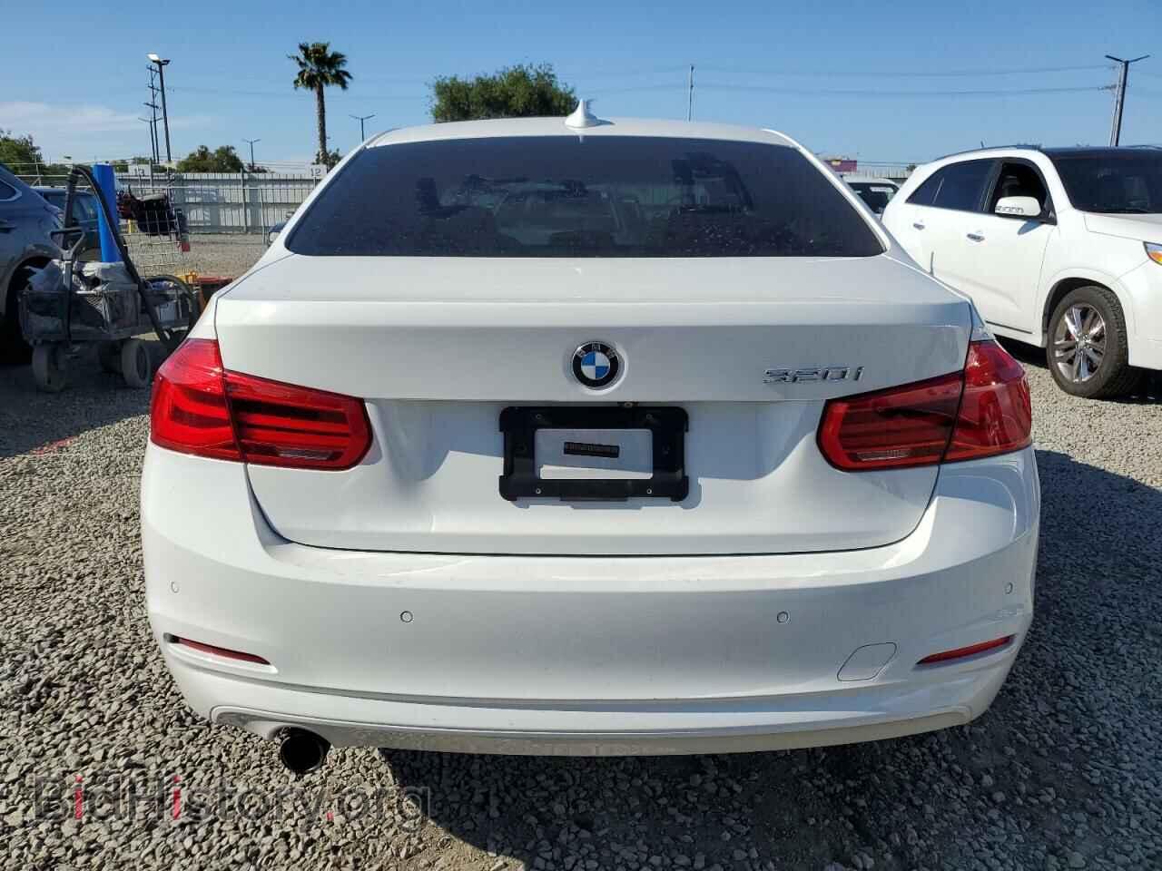 2018 BMW 3 SERIES - VIN: WBA8E1G58JNU89471 - Фото 6