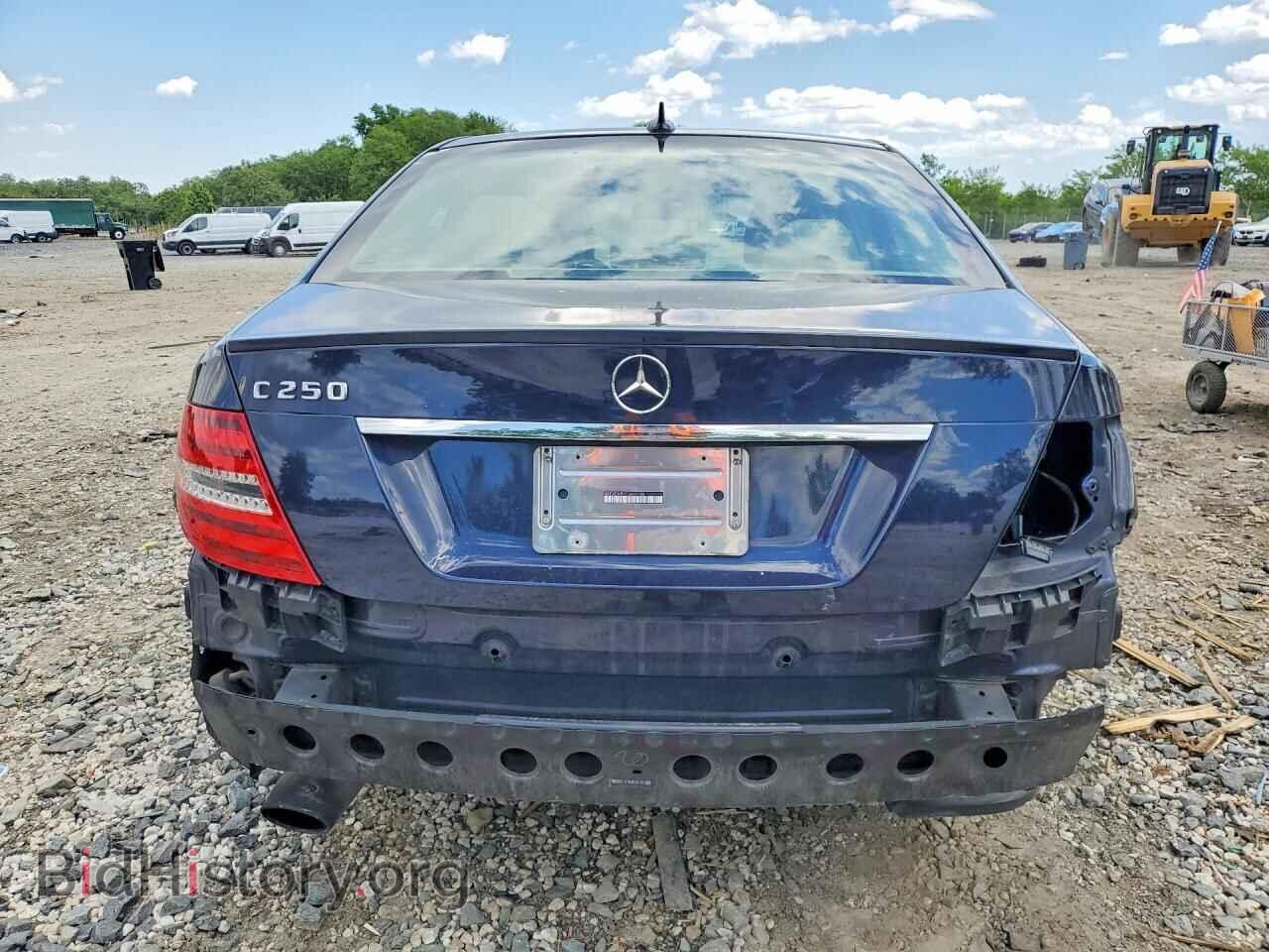 2012 MERCEDES-BENZ C-CLASS - VIN: WDDGF4HB7CA603106 - Фото 6