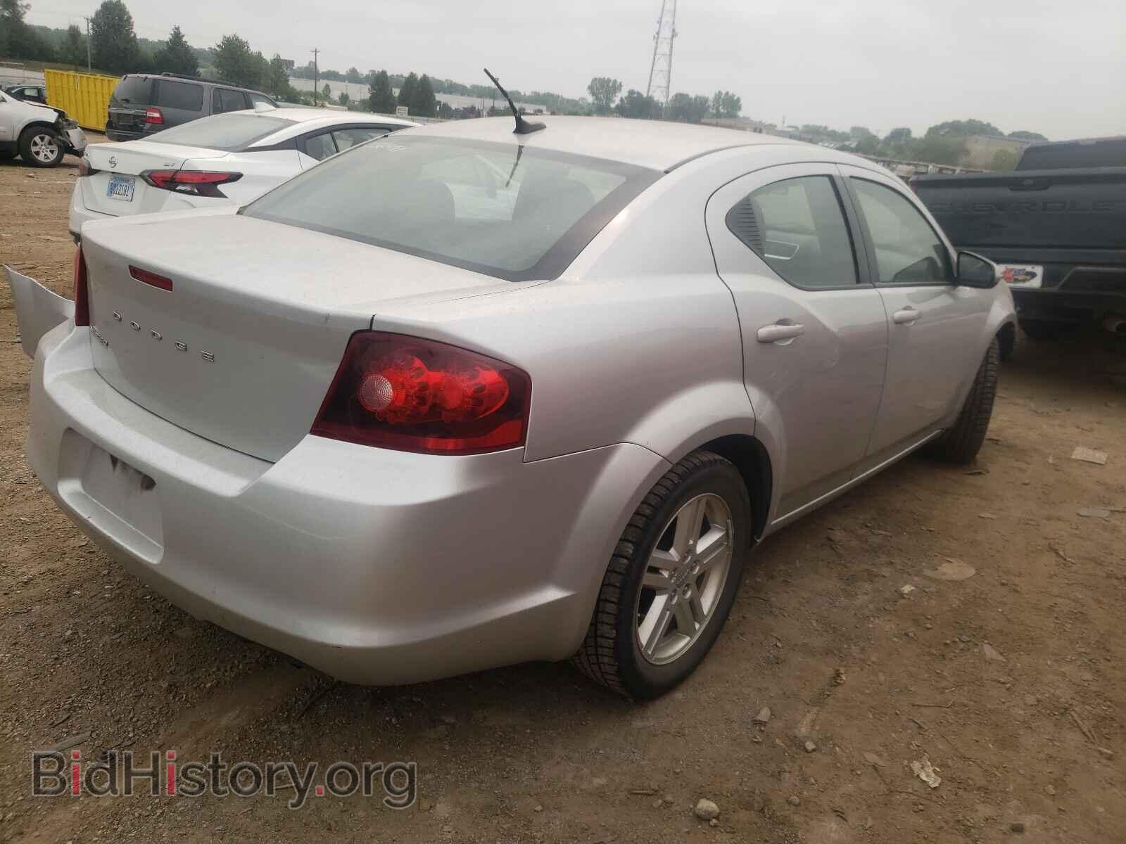 2011 DODGE AVENGER - VIN: 1B3BD1FB1BN573248 - Фото 4