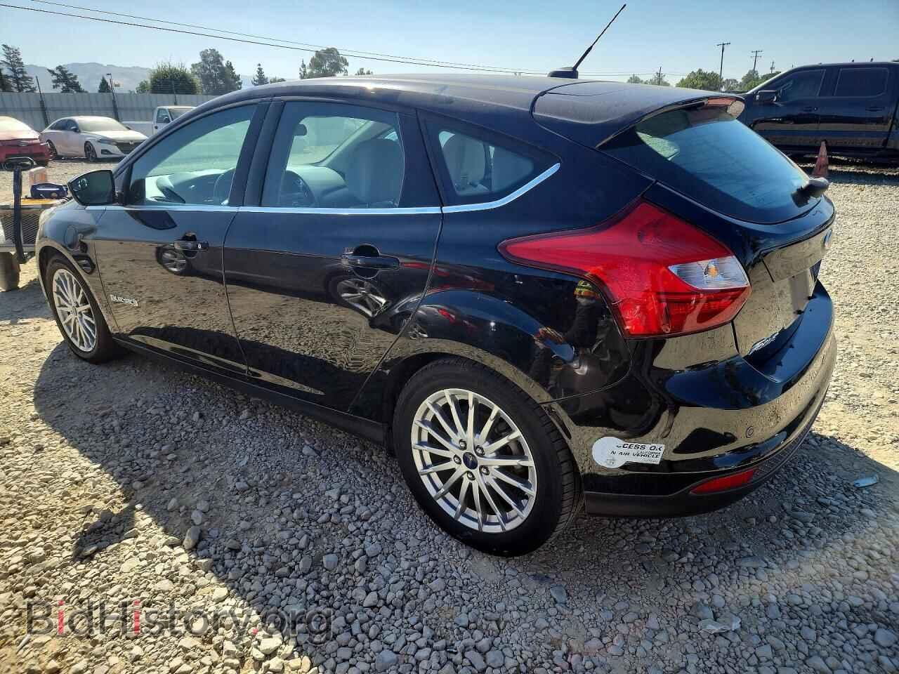 2013 FORD FOCUS - VIN: 1FADP3R4XDL382553 - Фото 2