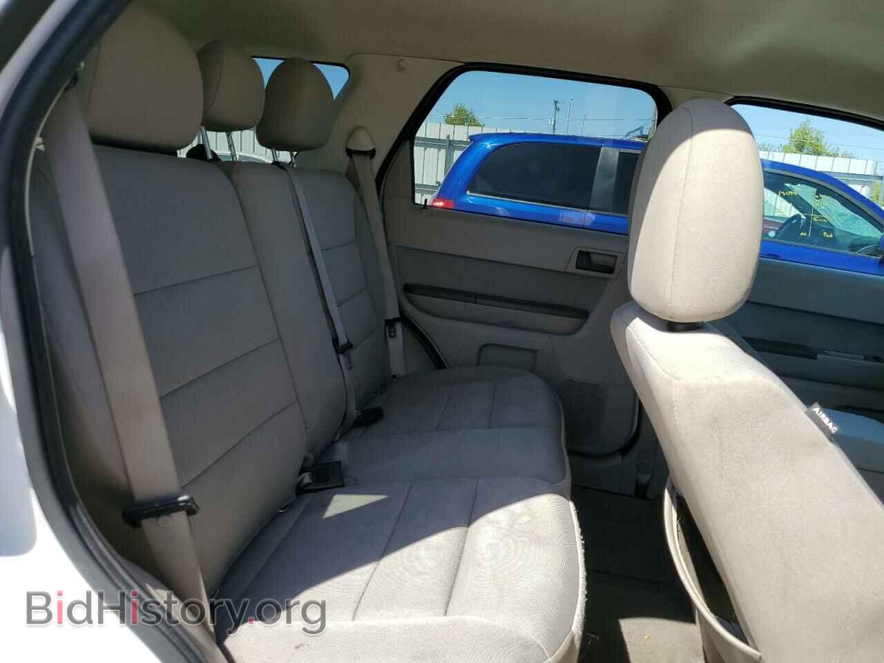2011 FORD ESCAPE - VIN: 1FMCU0D78BKB93011 - Фото 10