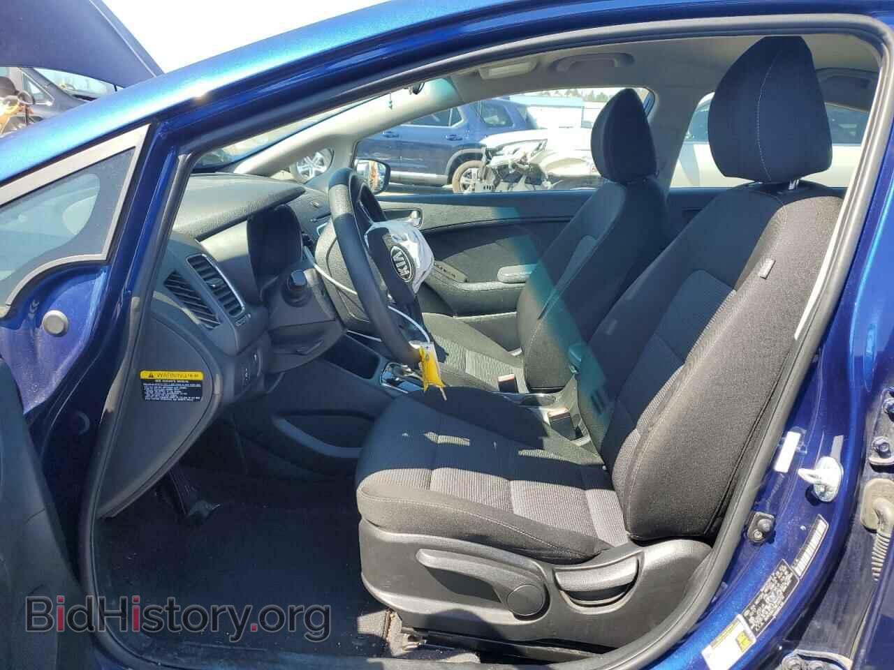 2017 KIA FORTE - VIN: 3KPFK4A77HE140752 - Photo 7
