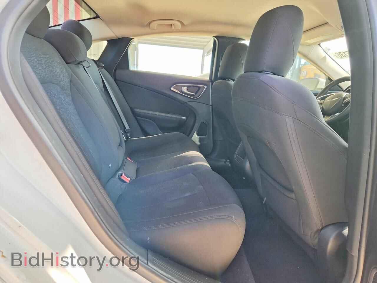 2015 CHRYSLER 200 - VIN: 1C3CCCAB2FN669294 - Photo 10