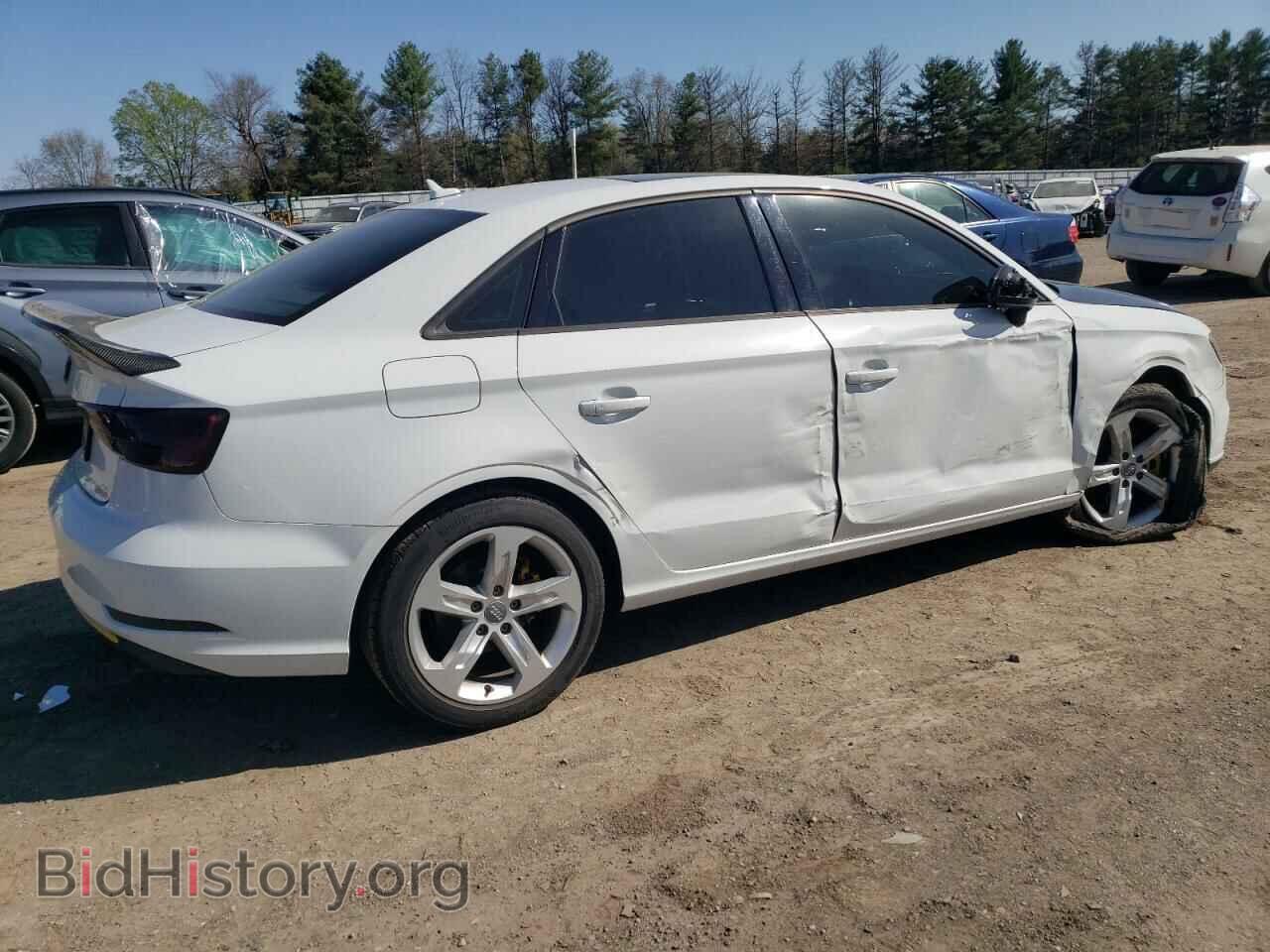 2018 AUDI A3 - VIN: WAUB8GFF4J1086220 - Фото 3