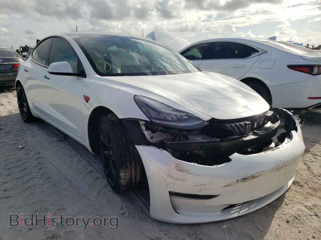 Photo 5YJ3E1EBXKF195575 - TESLA MODEL 3 2019