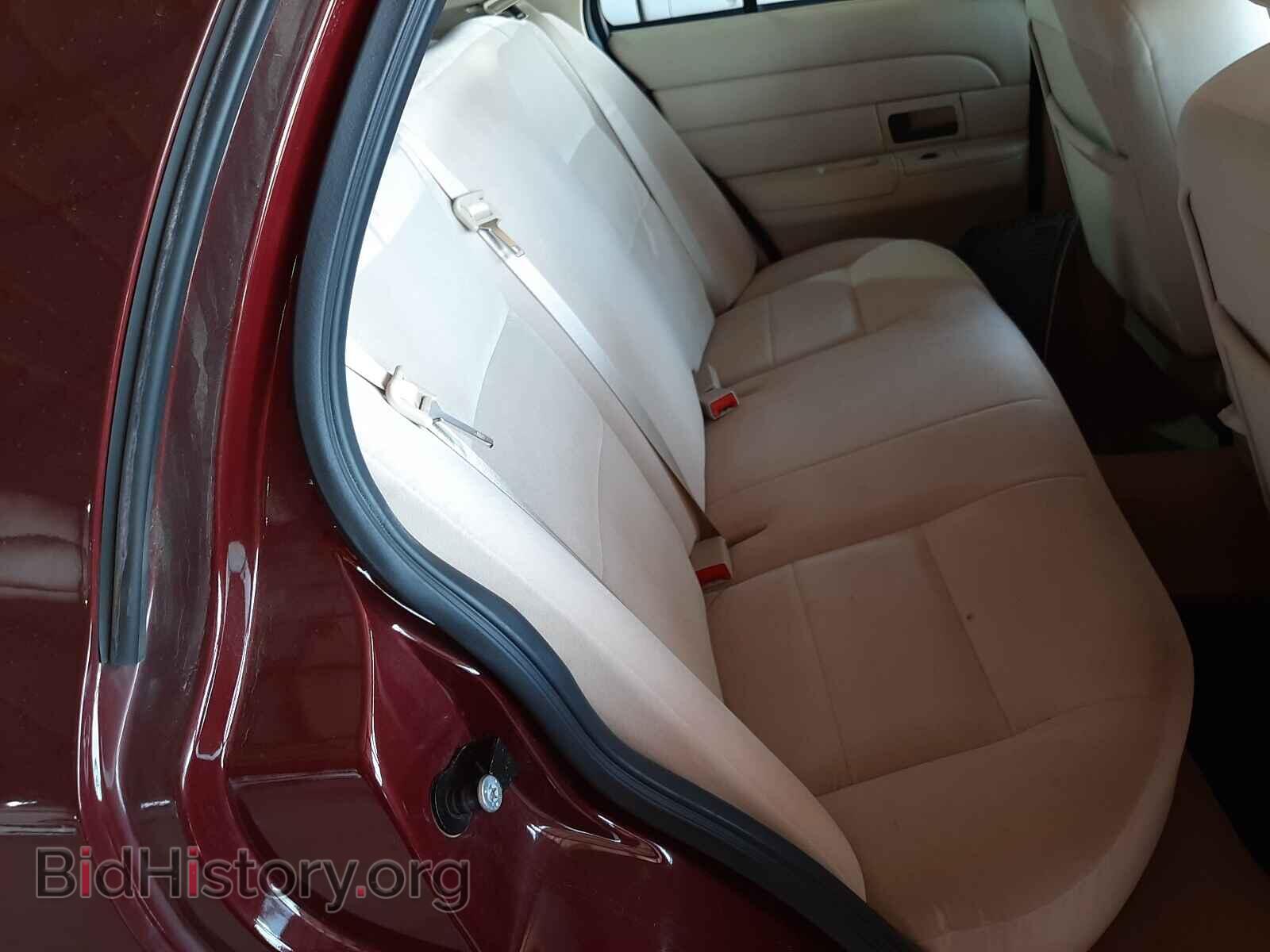 2007 FORD CROWN VIC - VIN: 2FAFP73W77X119809 - Фото 6