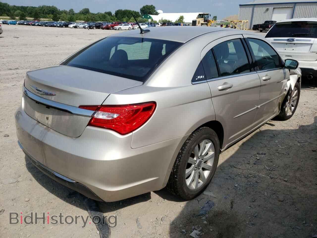 2013 CHRYSLER 200 - VIN: 1C3CCBBG7DN659653 - Фото 4