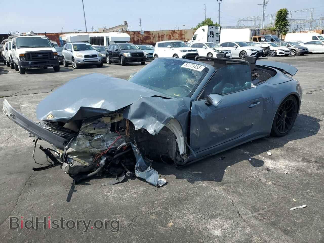 Фотография WP0CB2A93HS155903 - PORSCHE 911 2017