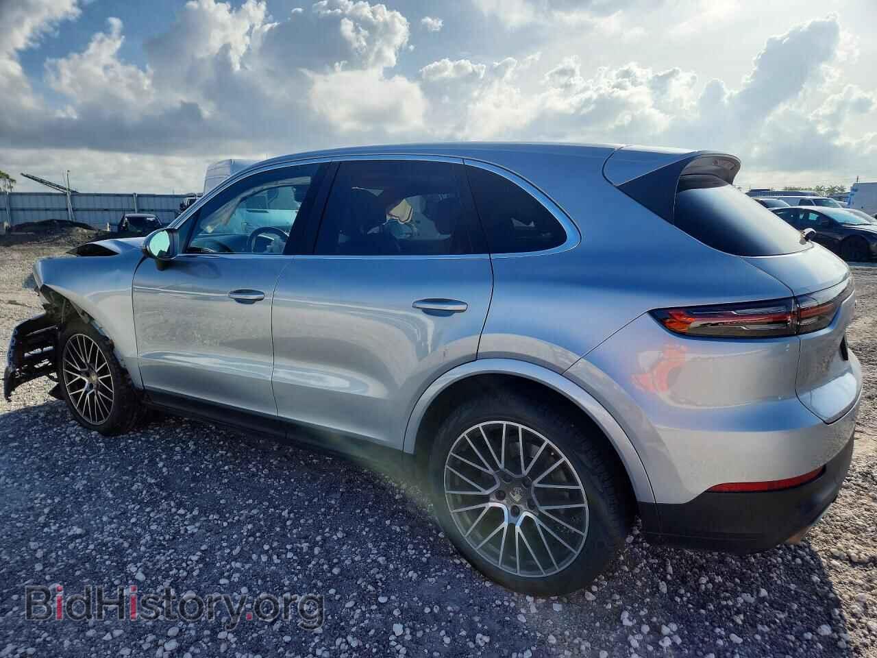 2020 PORSCHE CAYENNE - VIN: WP1AA2AY7LDA06276 - Photo 2