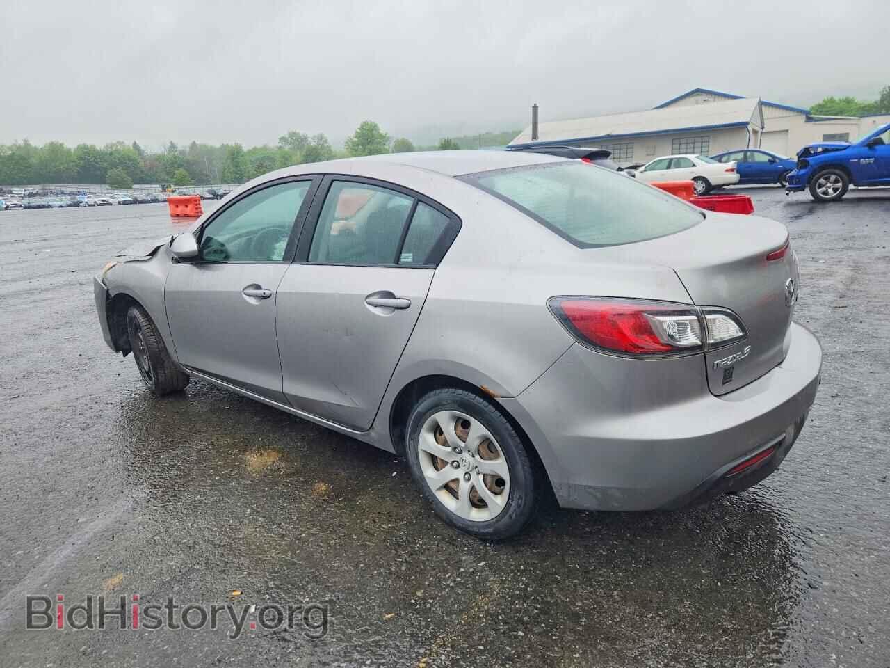 2011 MAZDA 3 - VIN: JM1BL1UG9B1408054 - Photo 2